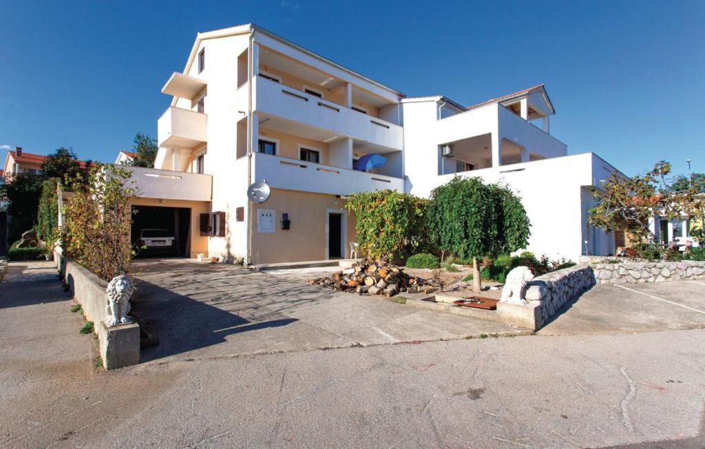 Apartmani Mile Krk Town Luaran gambar