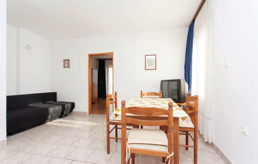Apartmani Mile Krk Town Luaran gambar