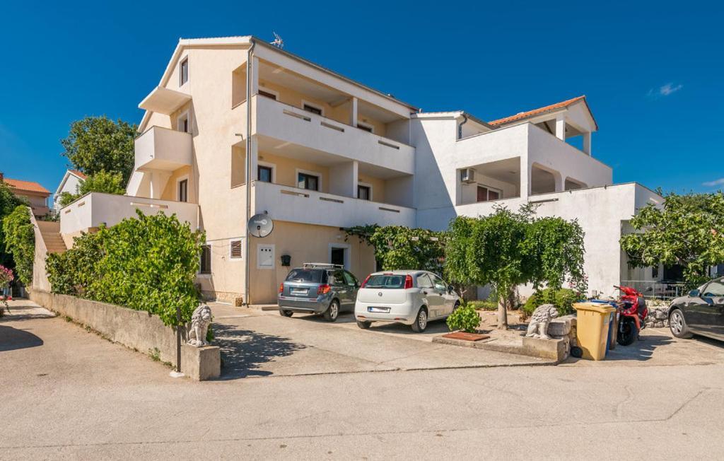 Apartmani Mile Krk Town Luaran gambar