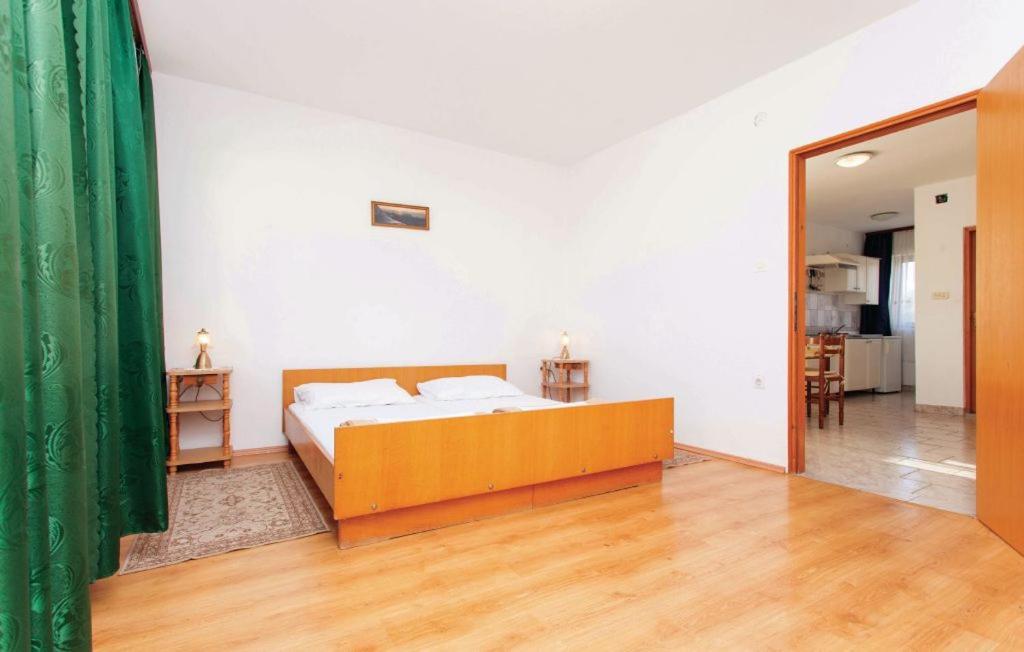 Apartmani Mile Krk Town Luaran gambar