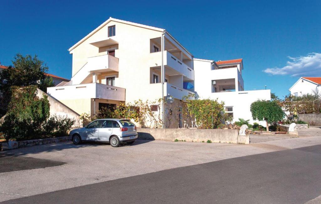 Apartmani Mile Krk Town Luaran gambar